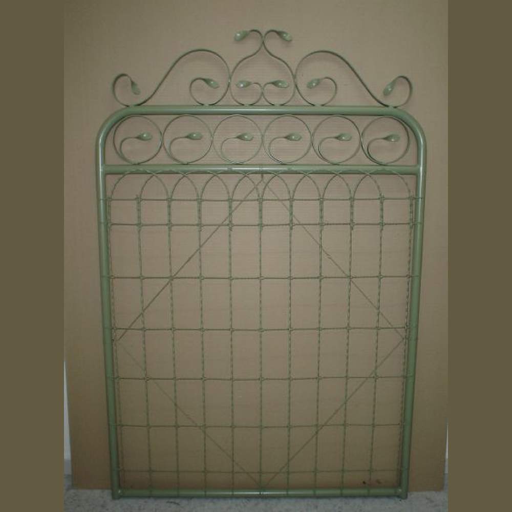 05Gates-Euroa-1