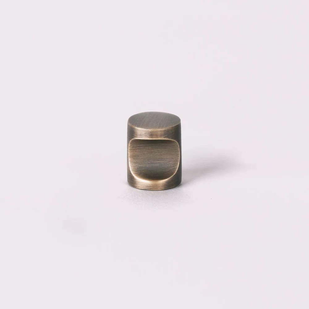 HHRKEB-ren-knob-18mm-english-b